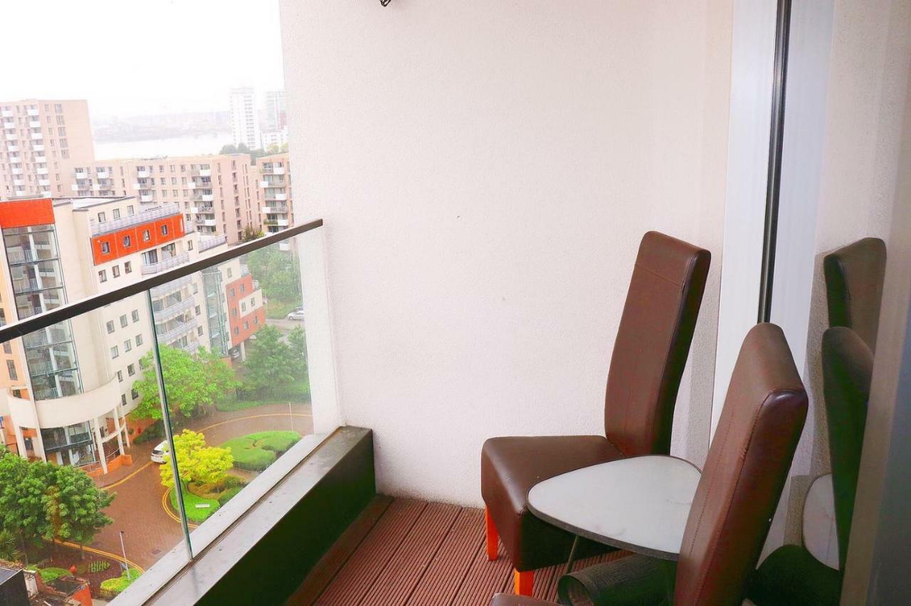 Premium Waterside Apartment London Exterior photo